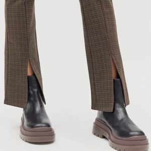 UO BETTY CHELSEA BOOT